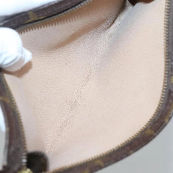 LOUIS VUITTON Monogram Bucket GM Accessory Pouch - Picture 10 of 16